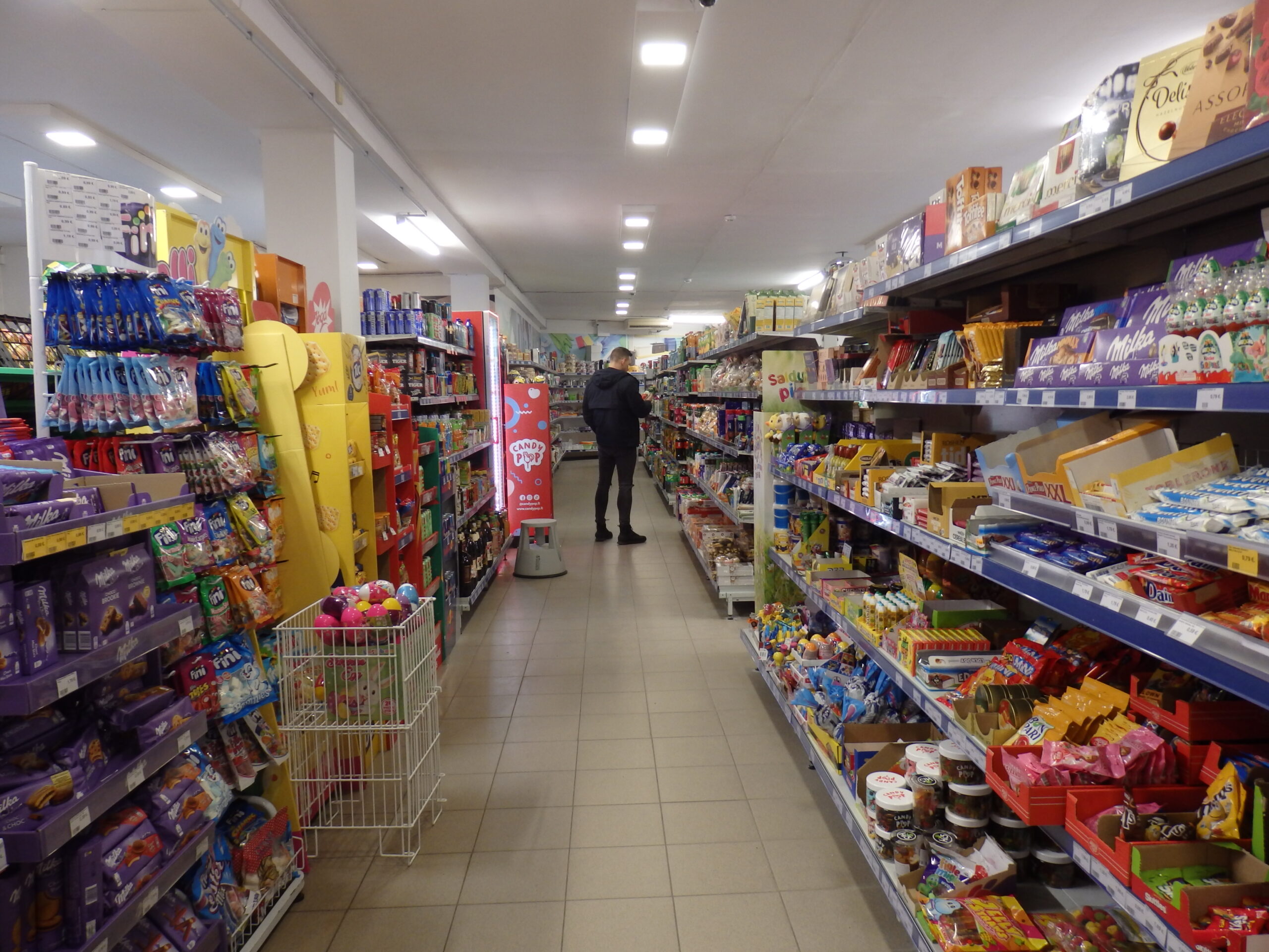 “Grizzli” space and abundance of goods attract not only people from Veiviržės