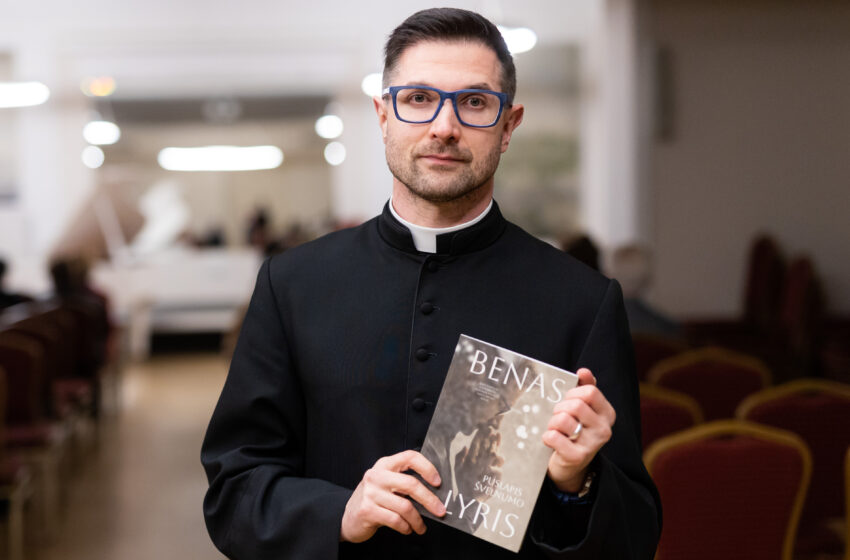  Naują knygą išleidęs kunigas Benas Lyris: „Švelnumas man yra dorybė“