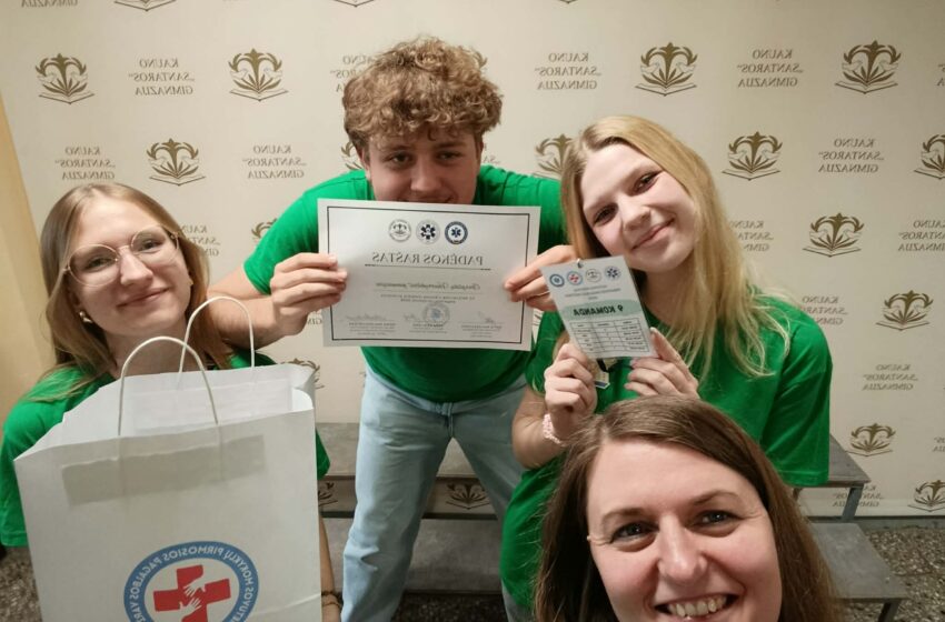  Gimnazijos mokiniai išbandė jėgas Lietuvos mokyklų pirmosios pagalbos varžybose
