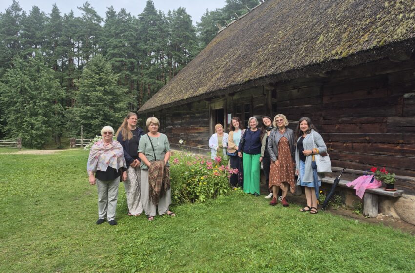  Muziejininkai, tautodailininkai, amatininkai  susipažino su Latvijos etnografinėmis tradicijomis