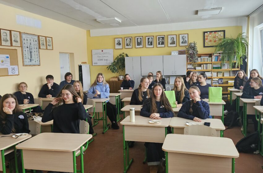 „Vaivorykštės“ gimnazijoje – pamokos, iš kurių neskubėta išeiti
