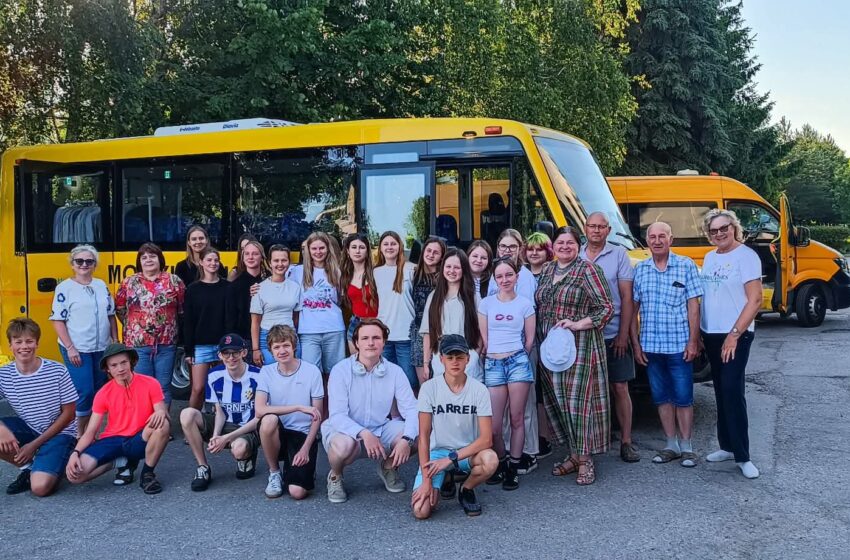  „Vaivorykštės“ gimnazistai įsilies į Lietuvos moksleivių dainų šventę
