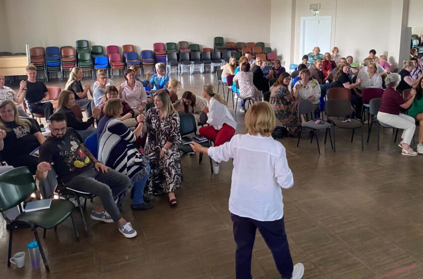  Konstruktyvus  grįžtamasis ryšys augina ir stiprina