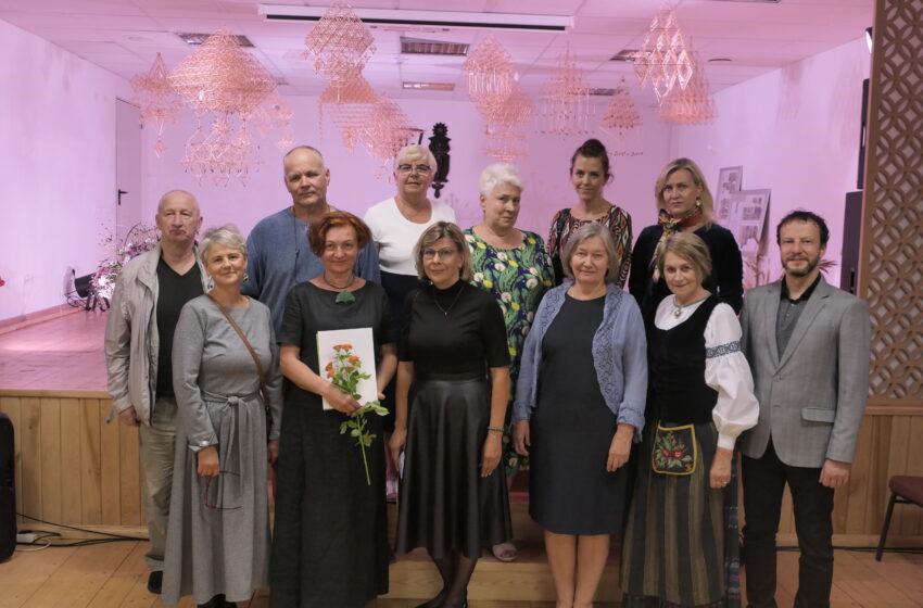  Tautodailininkai tiesia gijas iš praeities į dabartį