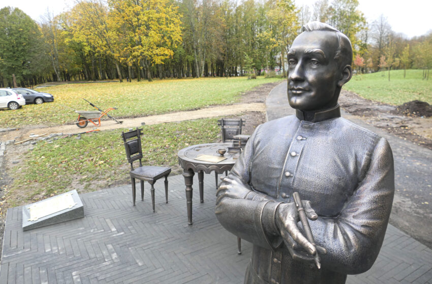  Šviesuolis Mykolas Vaitkus įsikūrė ant Minijos kranto