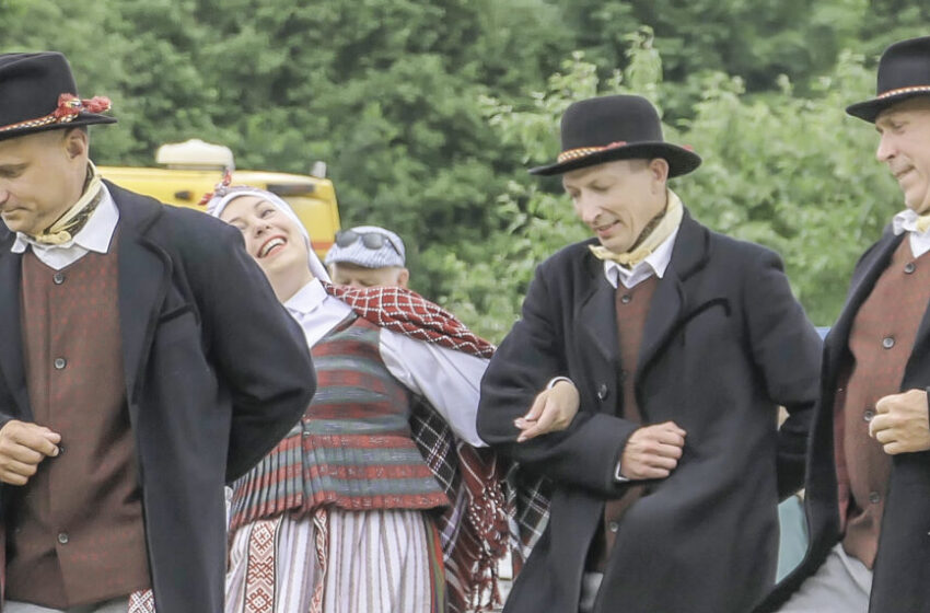  Šimtmečio Dainų šventėje žaliuos ir Klaipėdos rajono saviveiklininkų dainų, šokių, muzikos giria