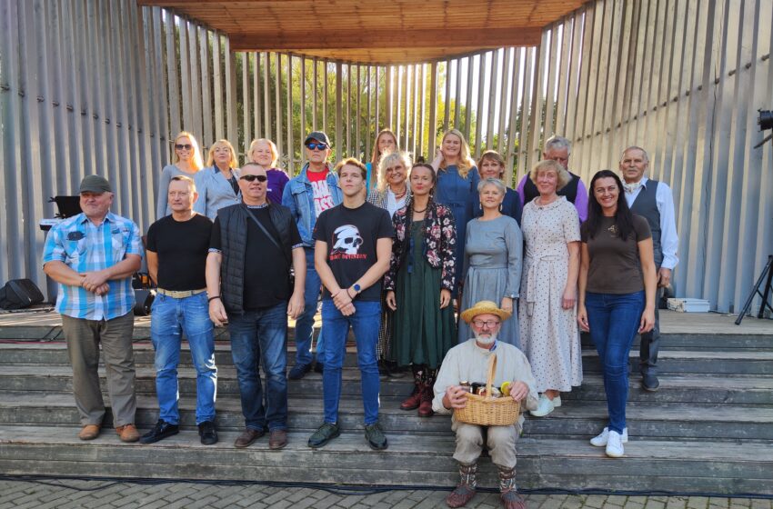  Muzikos fiestoje susipynė bičių medus ir dainos