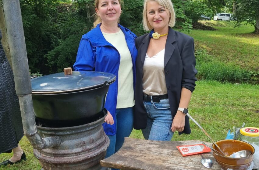  Gardžiuokimės su… ukrainietėmis iš Judrėnų