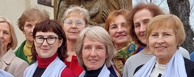 Mothers gathered in Gargždai pray not only for their children