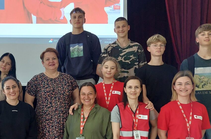  Raudonasis Kryžius žadino jaunuomenės norą padėti