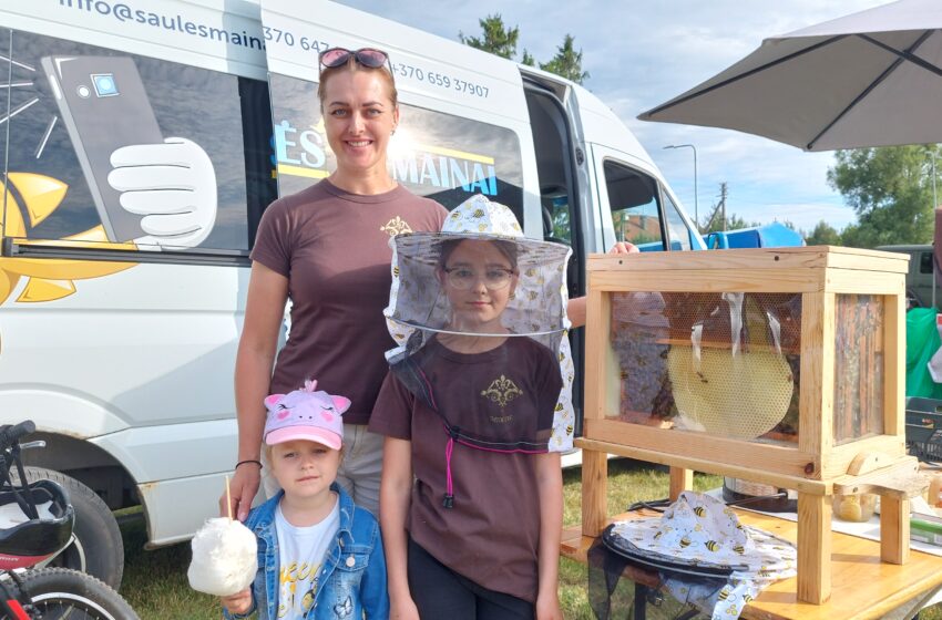  Gardžiuokimės su… Klaipėdos krašto bitininkų draugijos „Midutis“ vadove Vaida Račkauskiene
