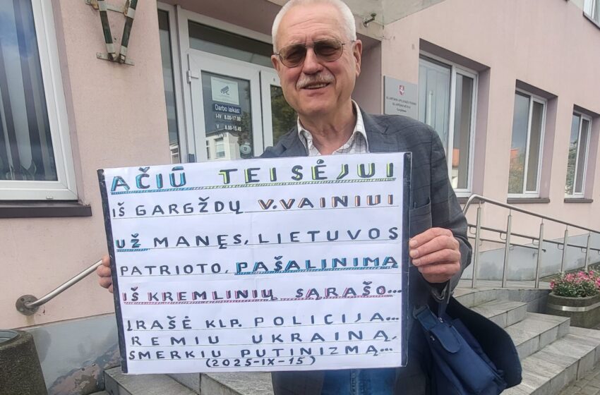  Piketuotojo pergalė: teismas panaikino baudą ir nurodė grąžinti plakatus