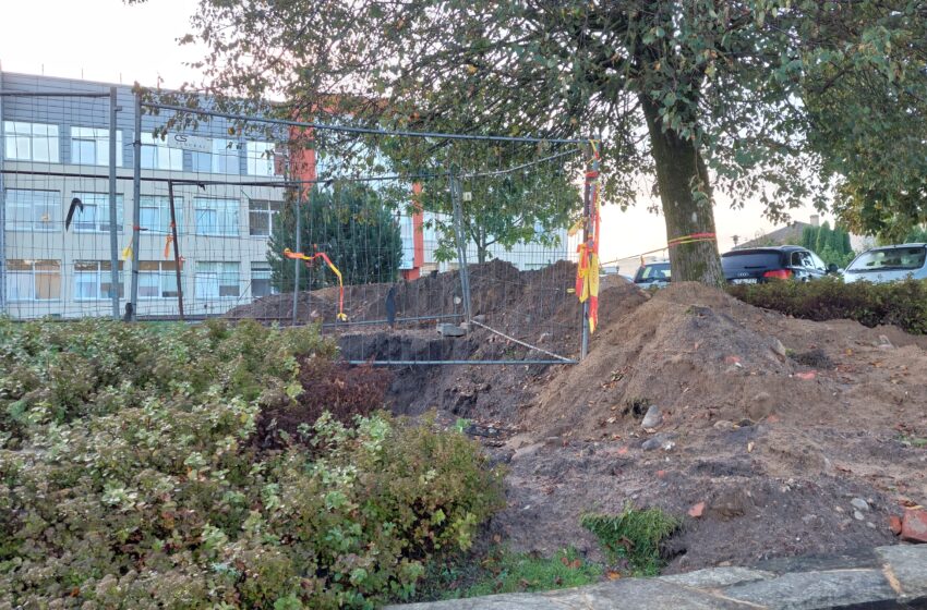  Sveikatos centro aikštelės rekonstrukcijos dar teks palaukti