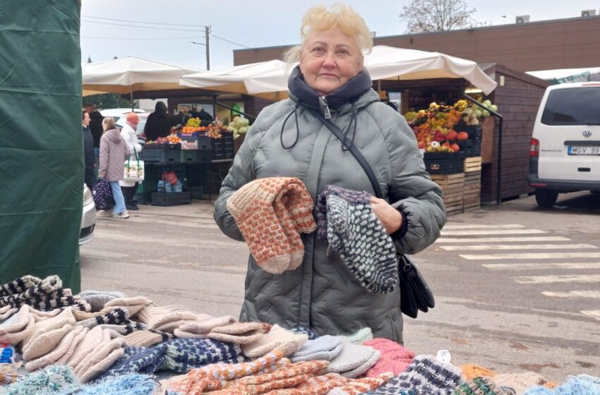  Doviliškės megztos kojinės šildo net suomius