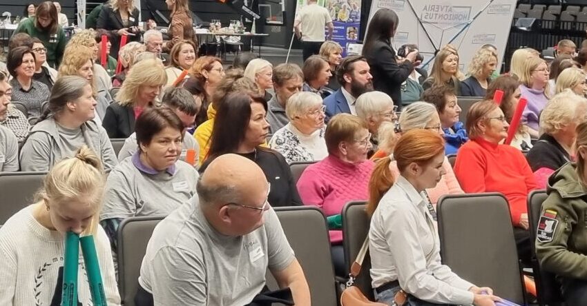  Gargžduose surengta konferencija tapo jaudinančiu žmonių su negalia ir bendruomenės dialogu