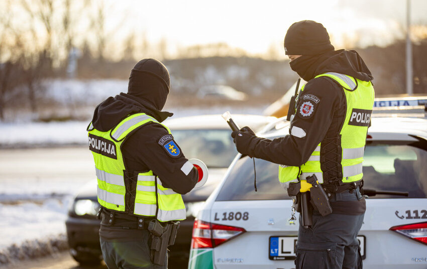  Tarpušvenčiu Klaipėdos kelių policijos pareigūnai išaiškino 10 neblaivių vairuotojų