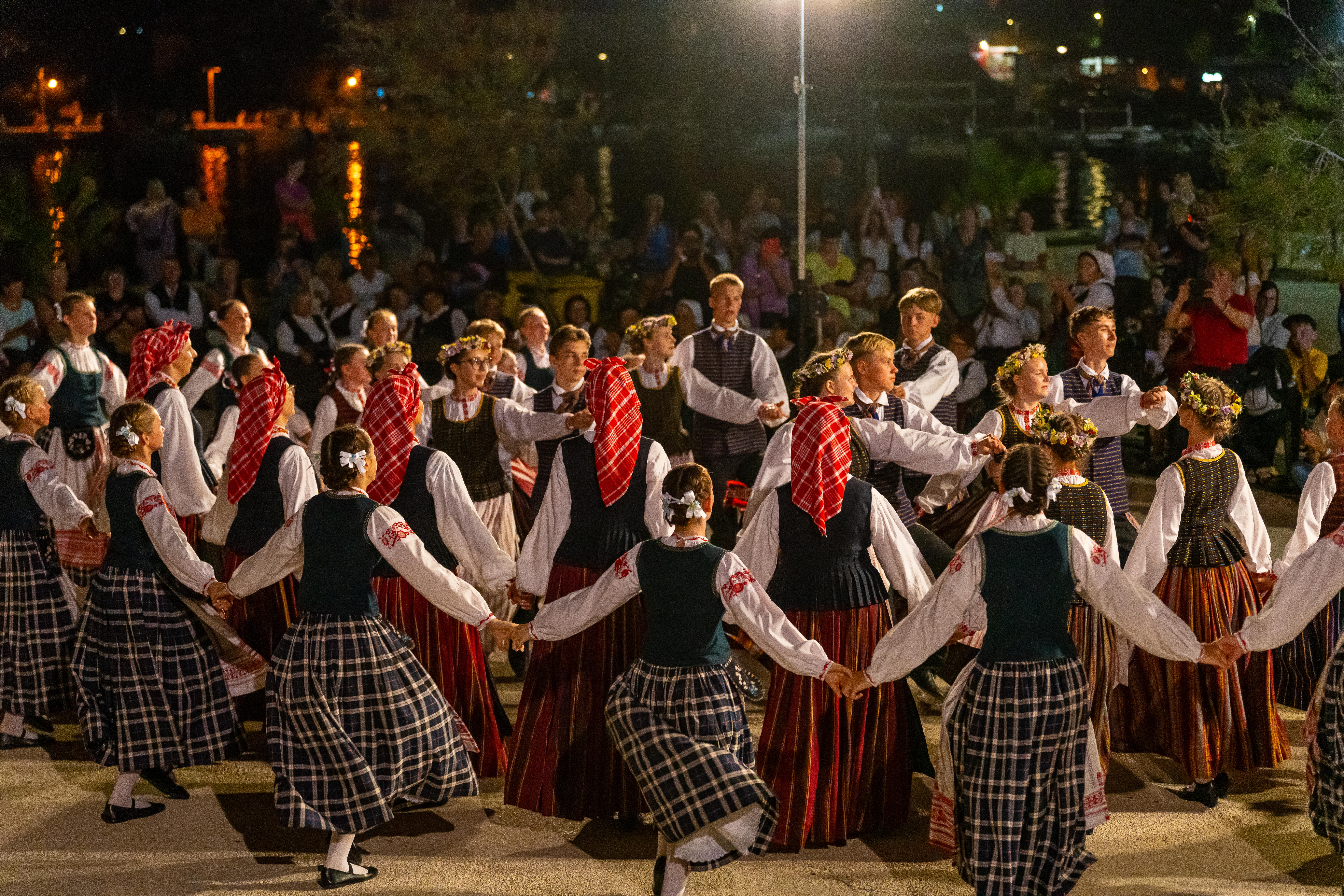  Vėžaitiškių „Karuselė“ tarptautiniame festivalyje sukosi Adrijos ritmu