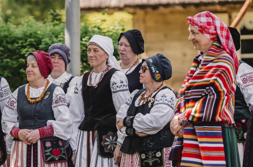  Agluonėnai alsavo gyvybe, tradicijomis ir bendryste