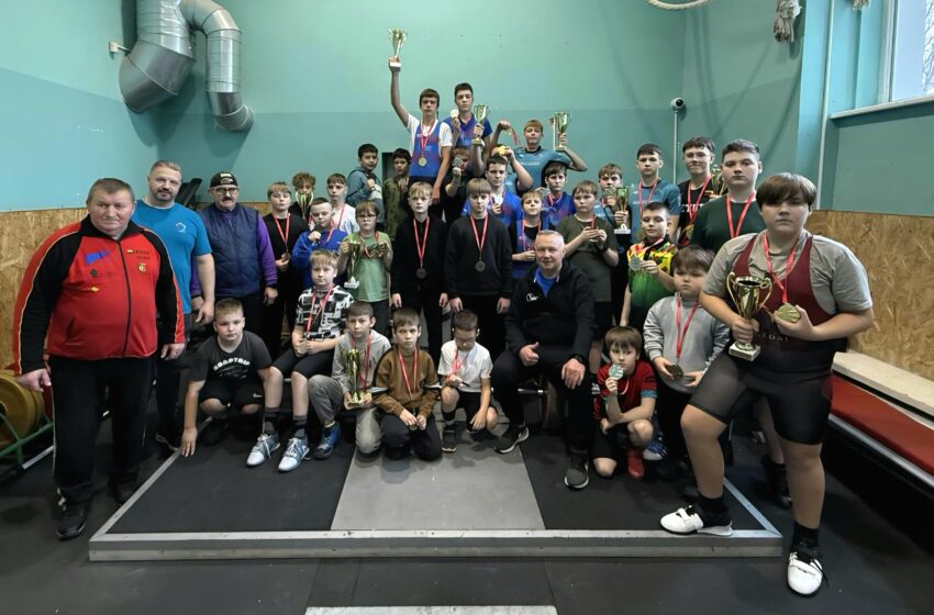  Gargžduose vyko atviros jaunių sunkiosios atletikos pirmenybės