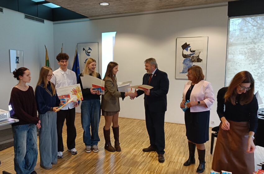  „Vaivorykštės“  gimnazistai – tarptautinio dailės konkurso laureatai