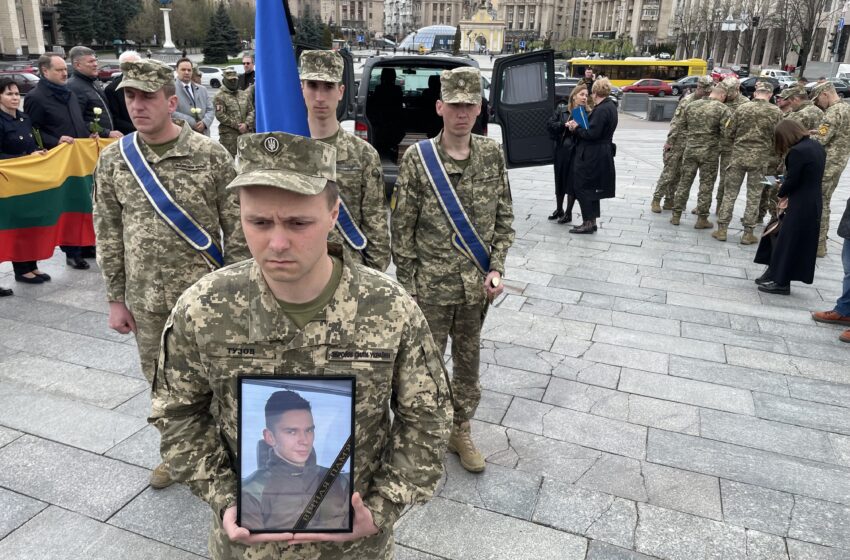  Su Ukrainoje žuvusiu biržiečiu kartu gyvenęs latvis vos išvengė žūties