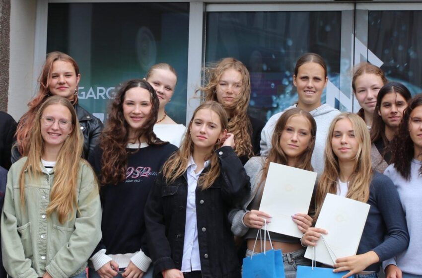  „Bangos“ merginų komandai – padėkos už elitinės lygos bronzą