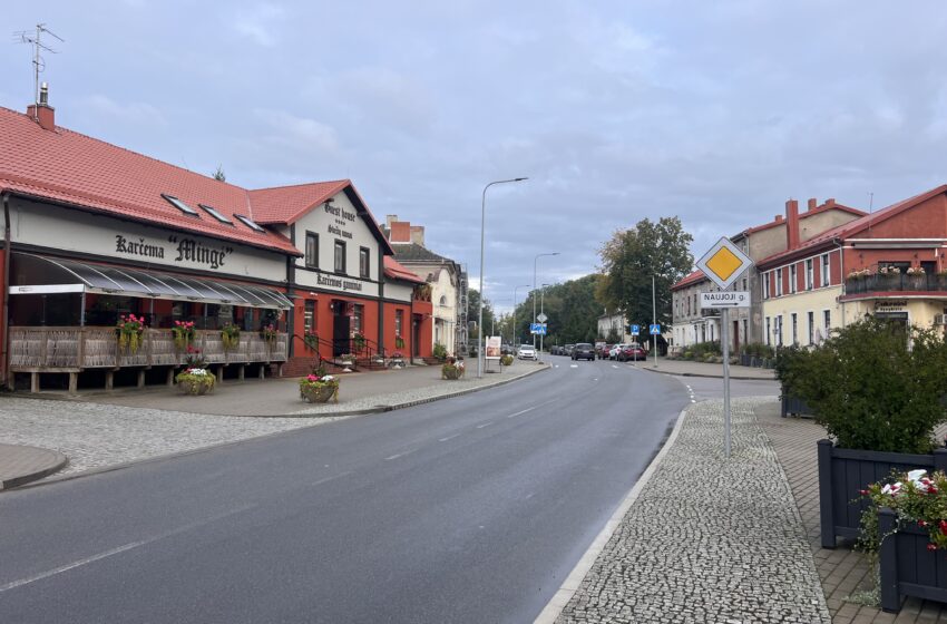  Didieji ateina, mažieji prisitaiko: kaip sekasi smulkiesiems Priekulės verslams?