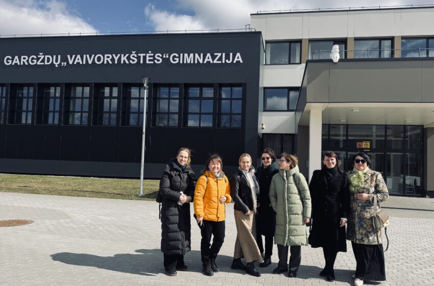  Dirbtinis intelektas ir tvarumas mokykloje: inovatyvi diena Gargždų „Vaivorykštės“ gimnazijoje
