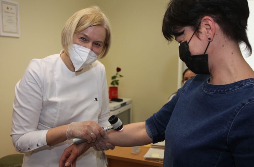  Klaipėdos universitetinės ligoninės medikai nemokamai tikrins dėl melanomos