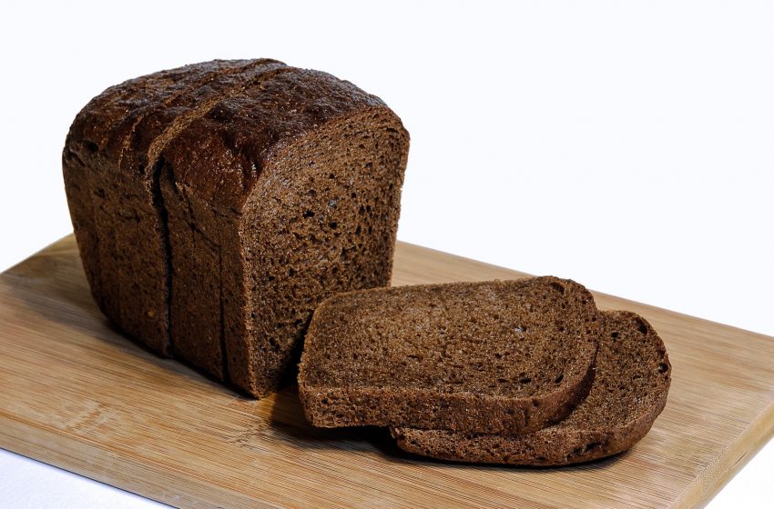  Lietuviai grįžta prie tradicijų ir duoną vis dažniau kepa namuose: kaip pasiekti tobulo rezultato?
