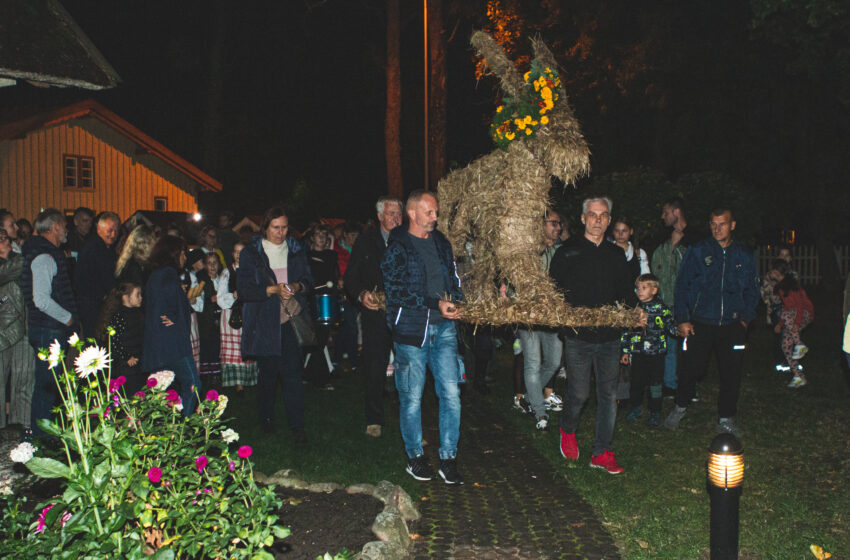  Drevernoje įspūdingai nuplaukė Lygiadienio laivas