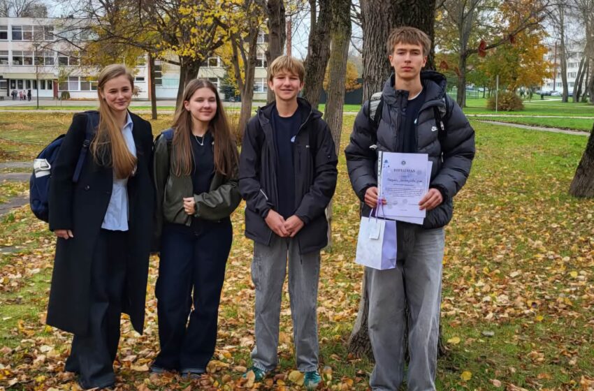  „Klimato labirintas“ įveiktas – Gargždų „Vaivorykštės“ gimnazistai iškovojo I-ąją vietą!