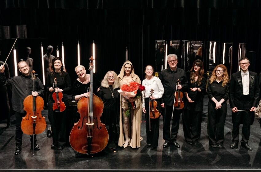  Klaipėdos valstybinio muzikinio teatro monooperos „Prima donna“ premjera – jautrus menininko tapatybės portretas