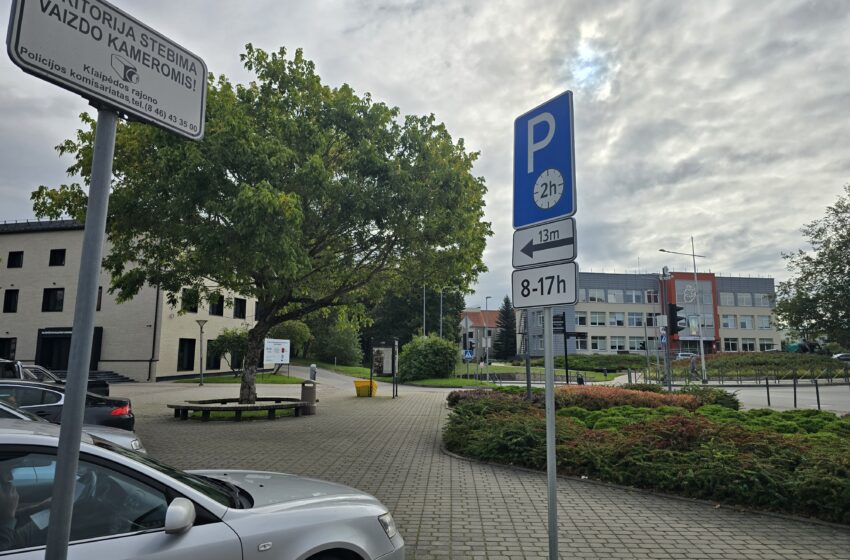  Vairuotojų dėmesiui: kur Gargžduose ribojamas automobilių stovėjimo laikas