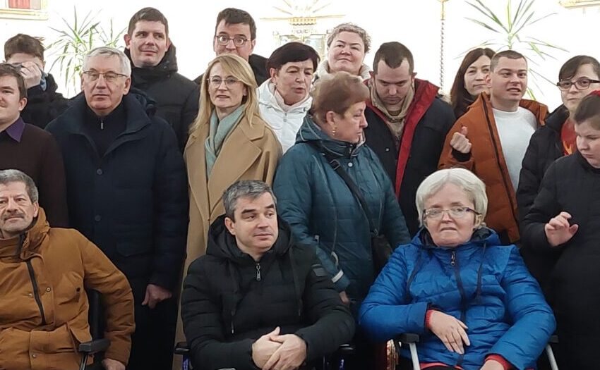  Gargždų bažnyčioje – paroda „Veidu į gamtą“