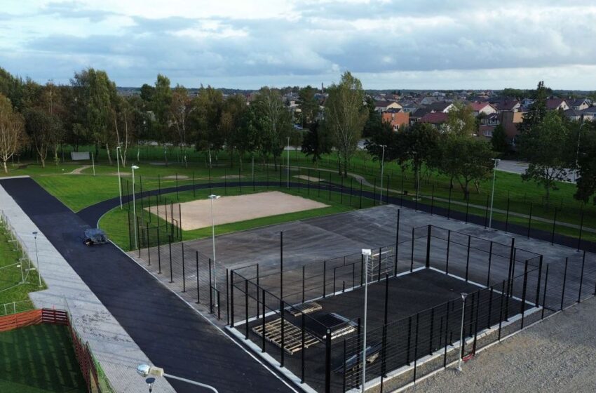  Nuo mažojo teniso iki basų kojų tako: Gargžduose kyla unikali sporto erdvė