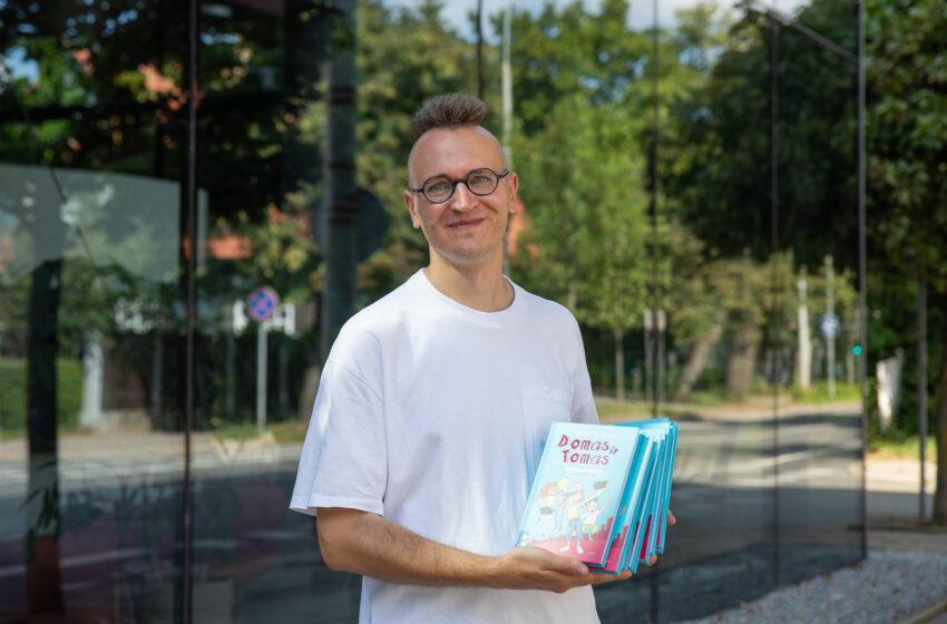  Vaikų rašytojas Tomas Dirgėla pristato naują knygą: parašė netipinėje vietoje, siužetą galėjo keisti ištikimi skaitytojai