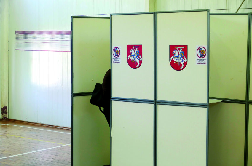  Išankstiniame balsavime rinkėjai aktyvūs