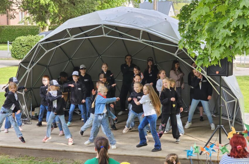  Po žaliuoju skliautu susibūrė Endriejavo bendruomenė: mes čia visi svarbūs