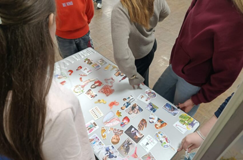  Apie pasirinkimus, sveikatą ir pagalbą: psichoaktyvių medžiagų prevencijos diena Gargždų „Vaivorykštės“ gimnazijoje