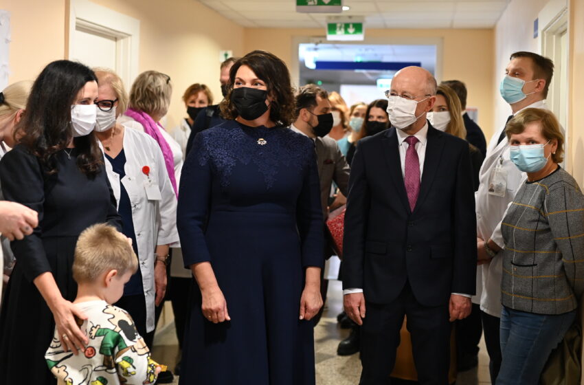  Pirmosios ponios dėmesys – KUL neišnešiotukų šeimoms