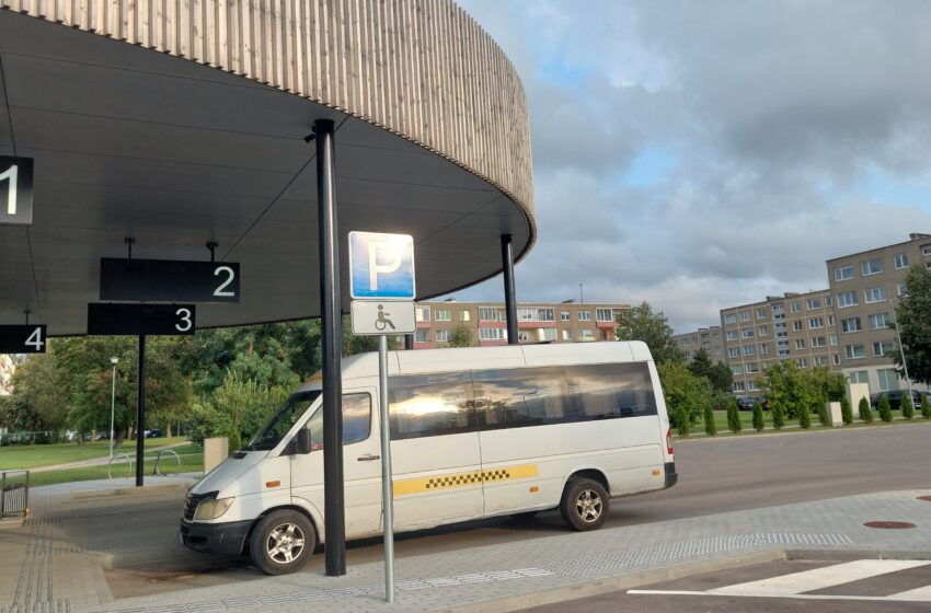  Į uostamiestį ir atgal – netvarkingais maršrutiniais mikroautobusais?