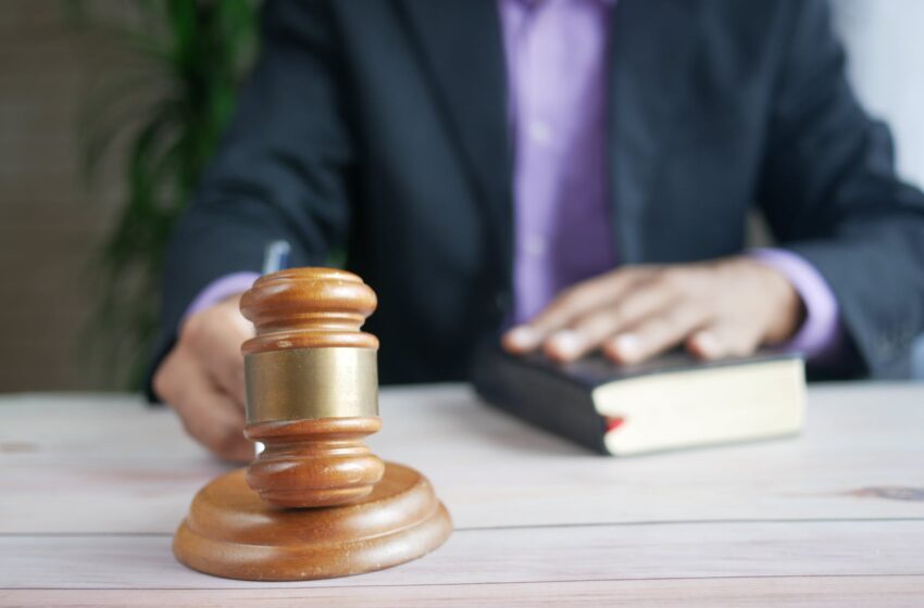 Teismas konstatavo, kad juridiniam asmeniui teisė Karklėje atstatyti sodybos statinius buvo suteikta nepagrįstai