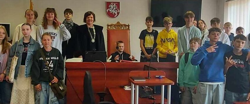  Moksleiviai, įšokę į tėvų klumpes, rinkosi profesijas