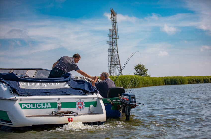  Klaipėdos jūrų uosto policijos pareigūnai tikrino laivavedžių blaivumą