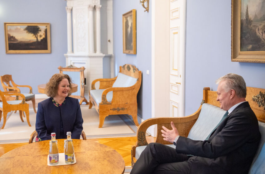  Jungtinės Karalystės ambasadorė Elizabetha Boyles Lietuvoje: čia nuostabi gamtos ir ramybės harmonija