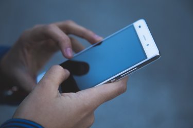  Ne vieną dešimtį mobiliųjų telefonų galimai neteisėtai įgijęs ir pardavęs vaikinas laukia teismo sprendimo