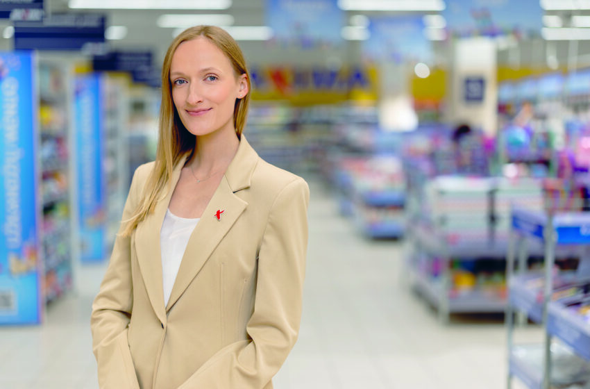  Gardžiuokimės su… prekybos centro komunikatore